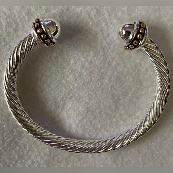 Beautiful Twisted Cable Bangle Stainless Steel with Silver Ball, NWOT! - Picture 6 of 6